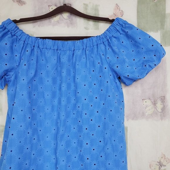 Blue eyelet embroidered off-the-shoulder short puff sleeve dress - Picture 2 of 3